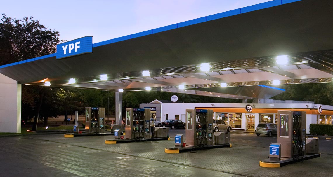 Shell e YPF volvieron a aumentar los combustibles - ADN